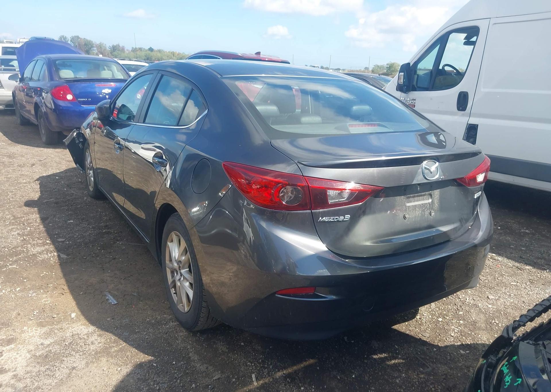 2017 MAZDA MAZDA3