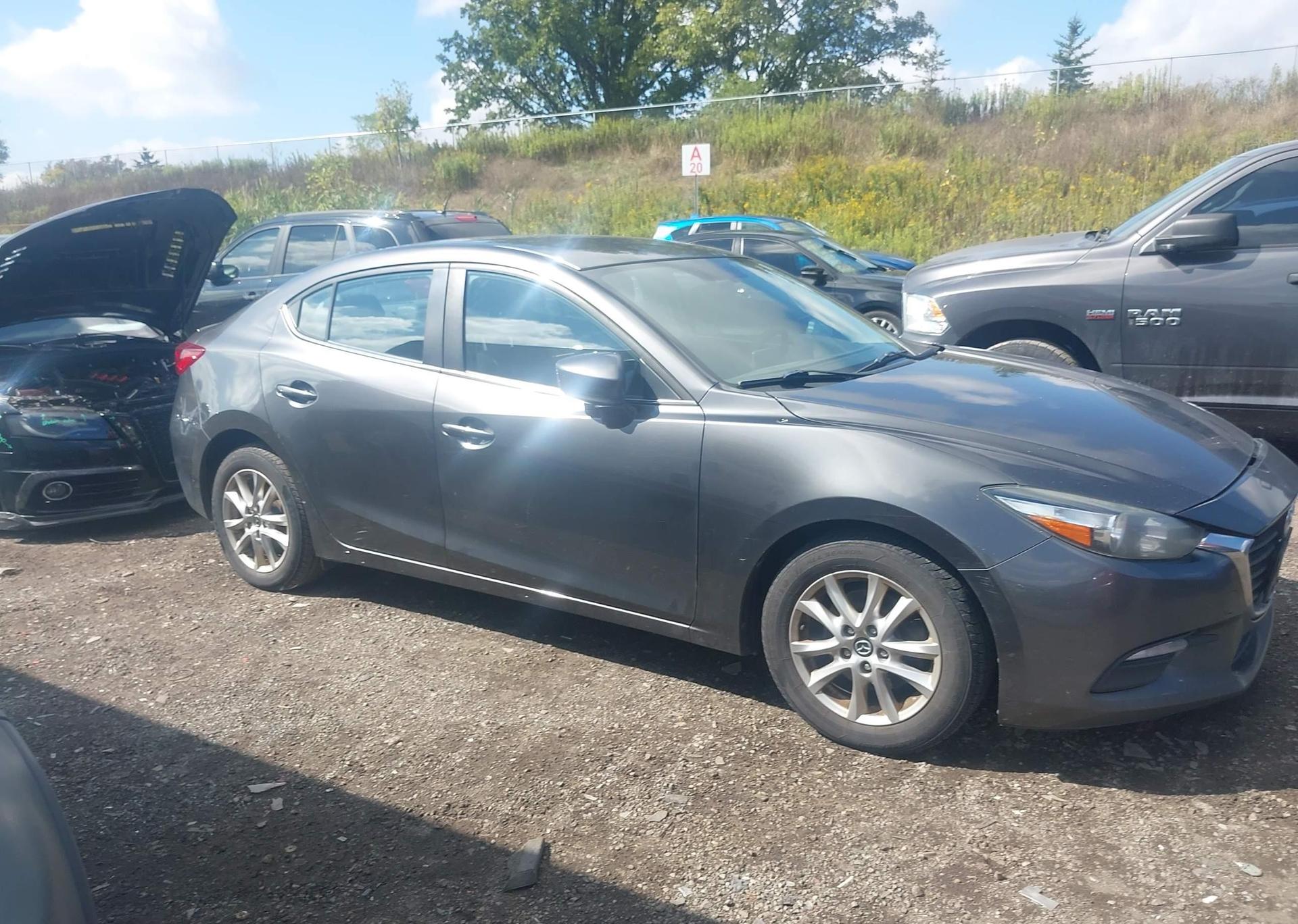 2017 MAZDA MAZDA3