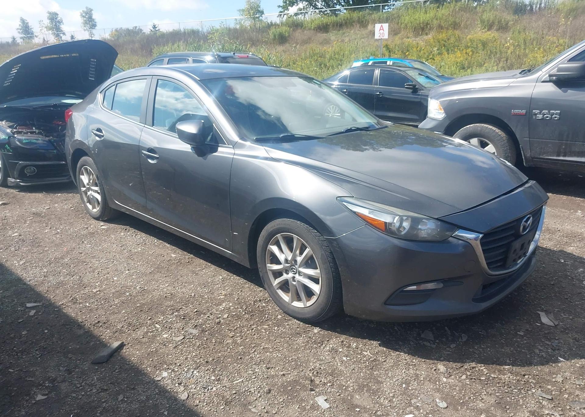 2017 MAZDA MAZDA3