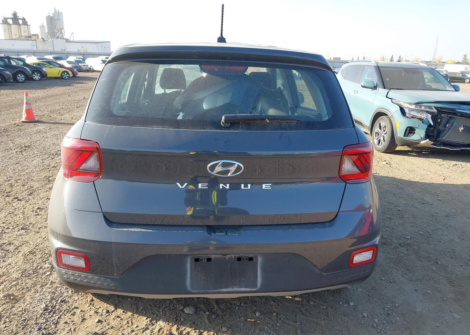 2024 HYUNDAI VENUE ESSENTIAL