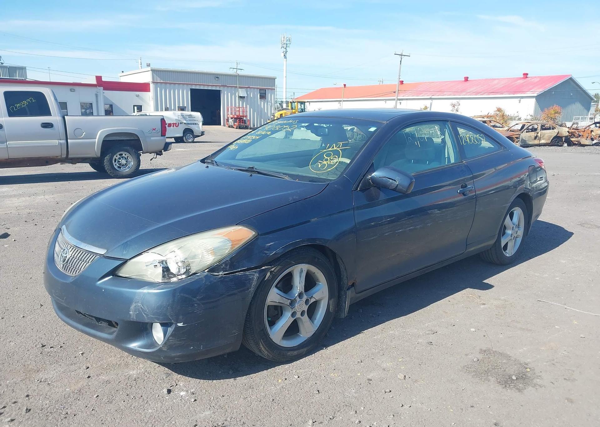 2004 TOYOTA CAMRY SOLARA SE