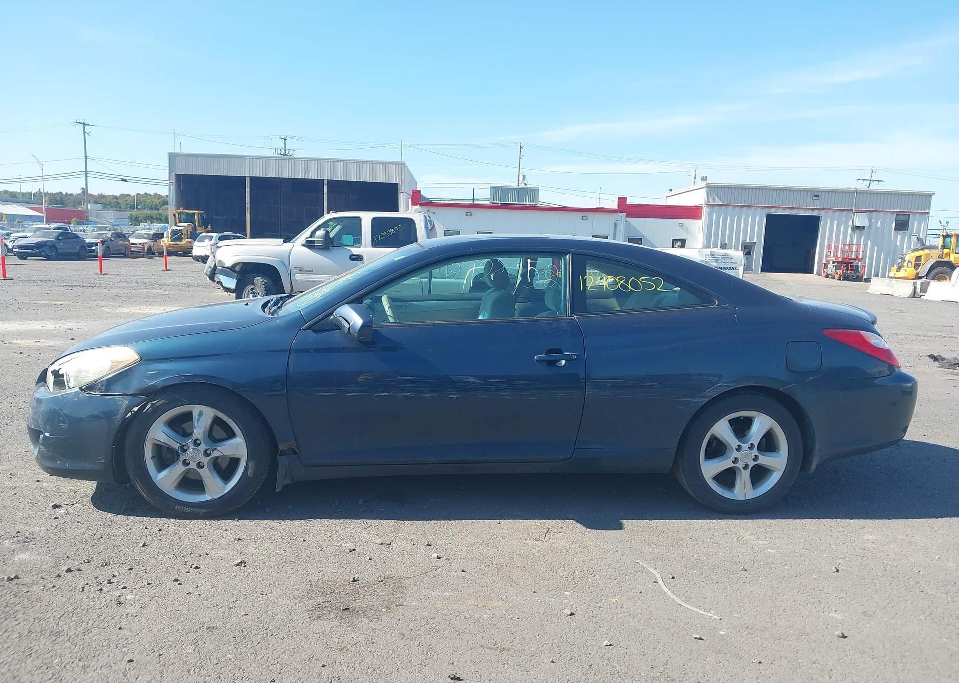 2004 TOYOTA CAMRY SOLARA SE