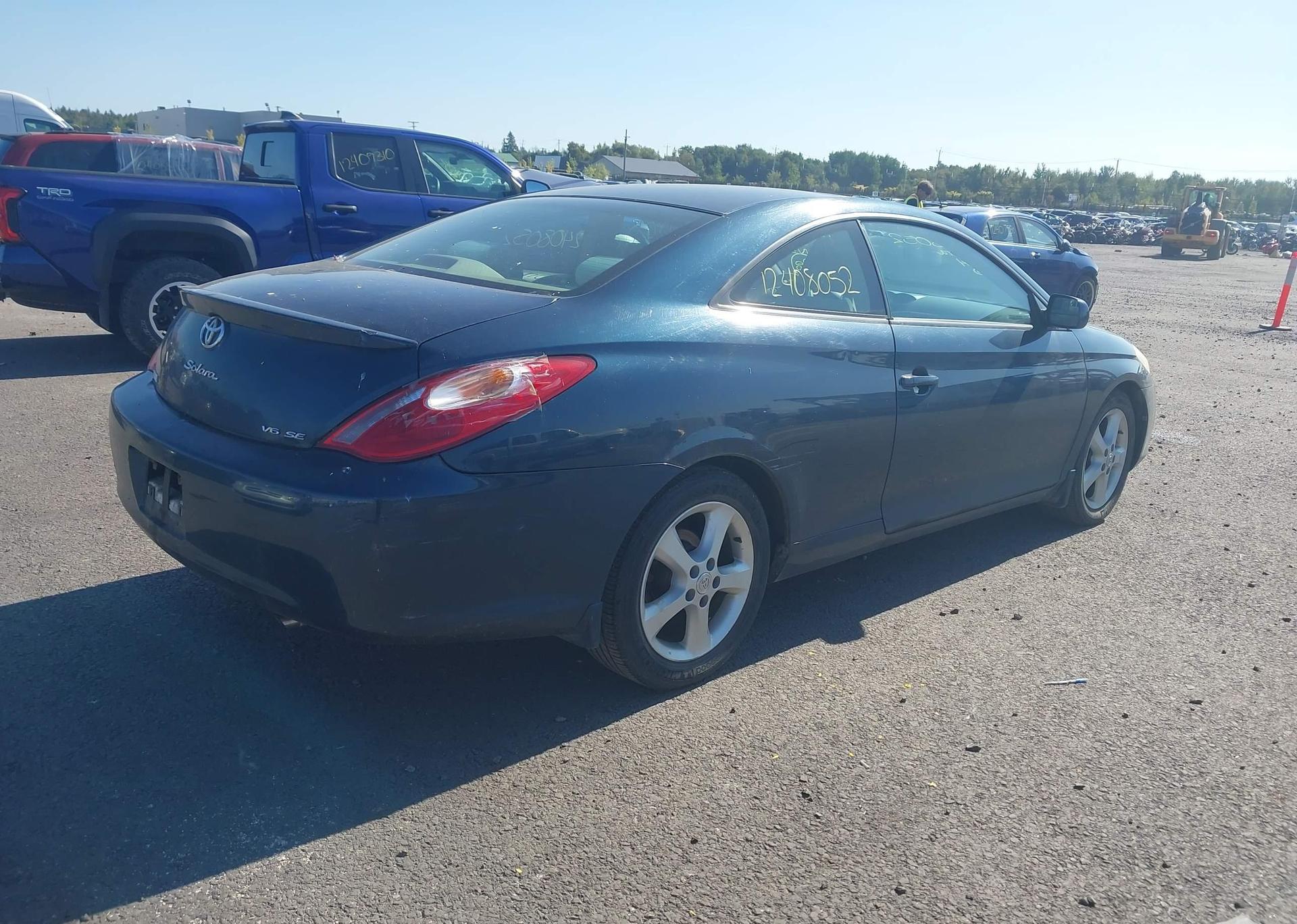 2004 TOYOTA CAMRY SOLARA SE