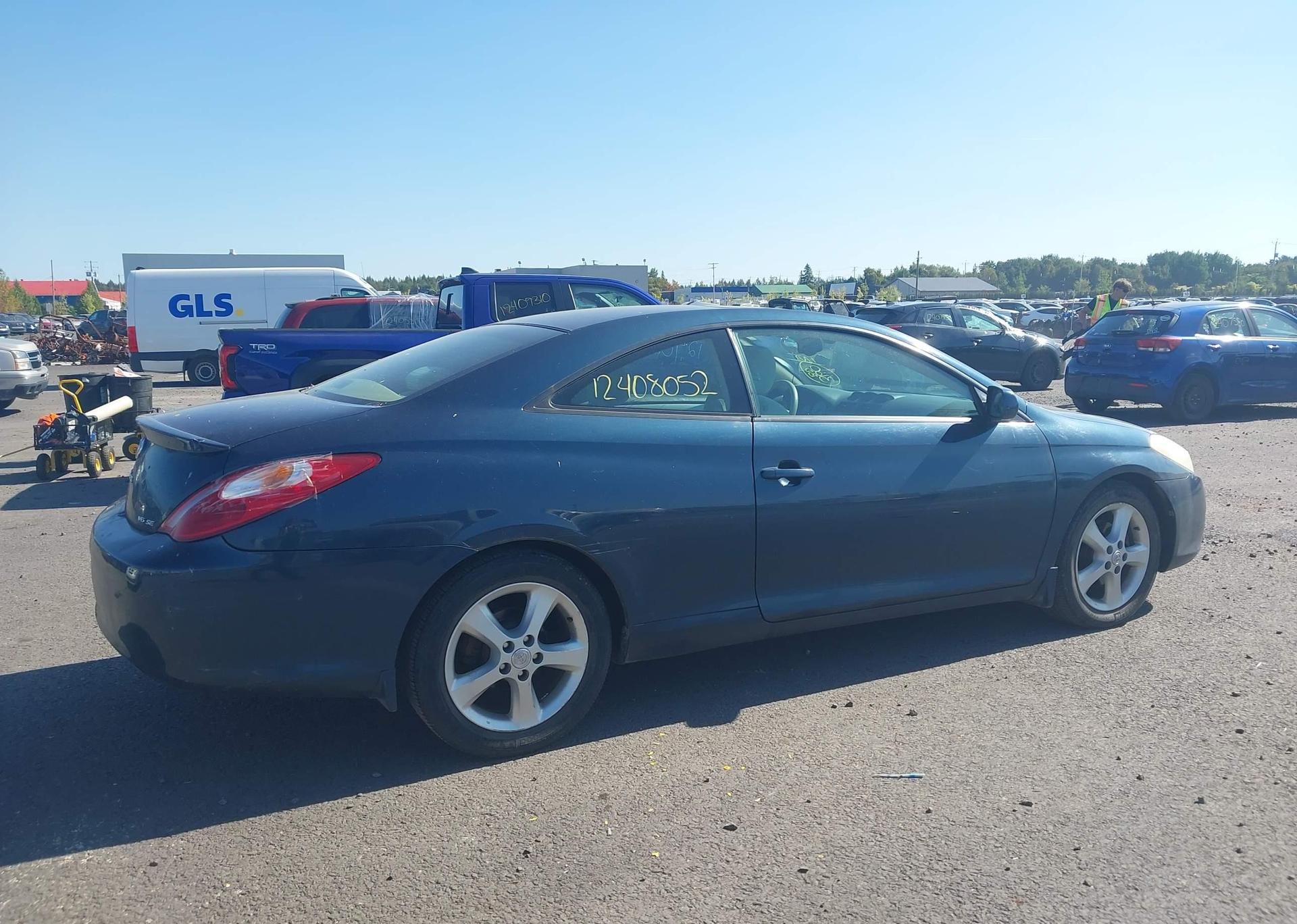 2004 TOYOTA CAMRY SOLARA SE