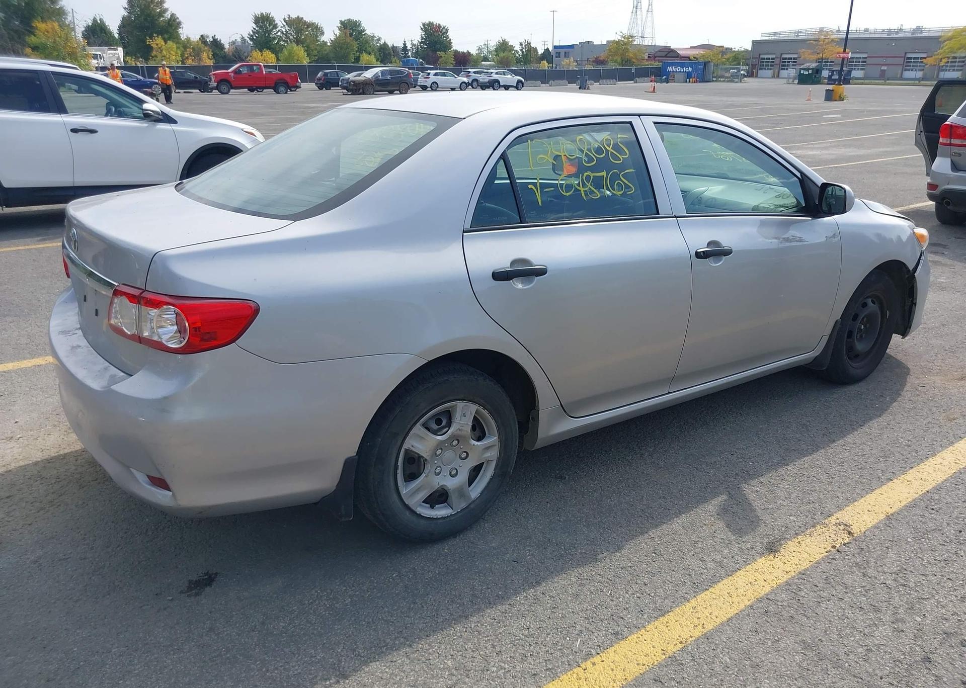 2011 TOYOTA COROLLA