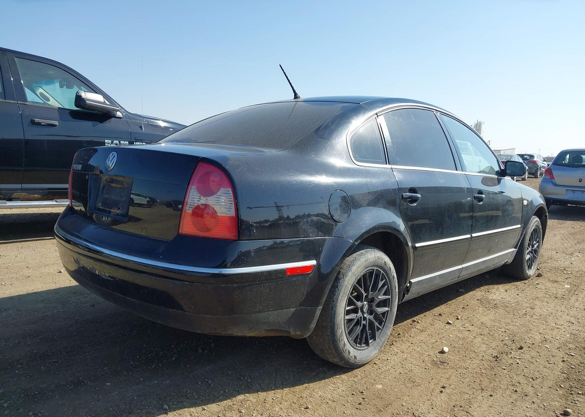 2003 VOLKSWAGEN PASSAT GLS
