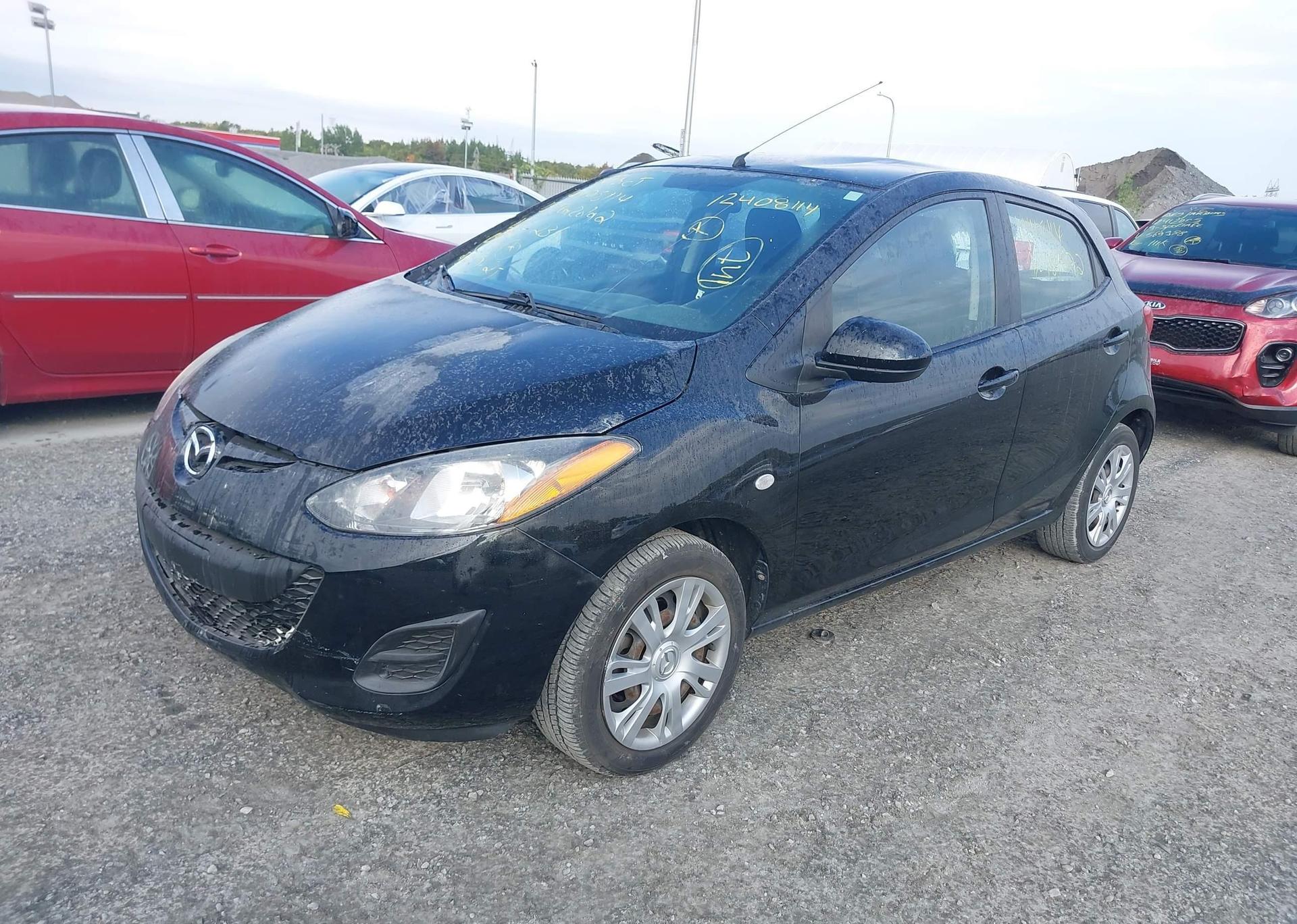 2013 MAZDA MAZDA2