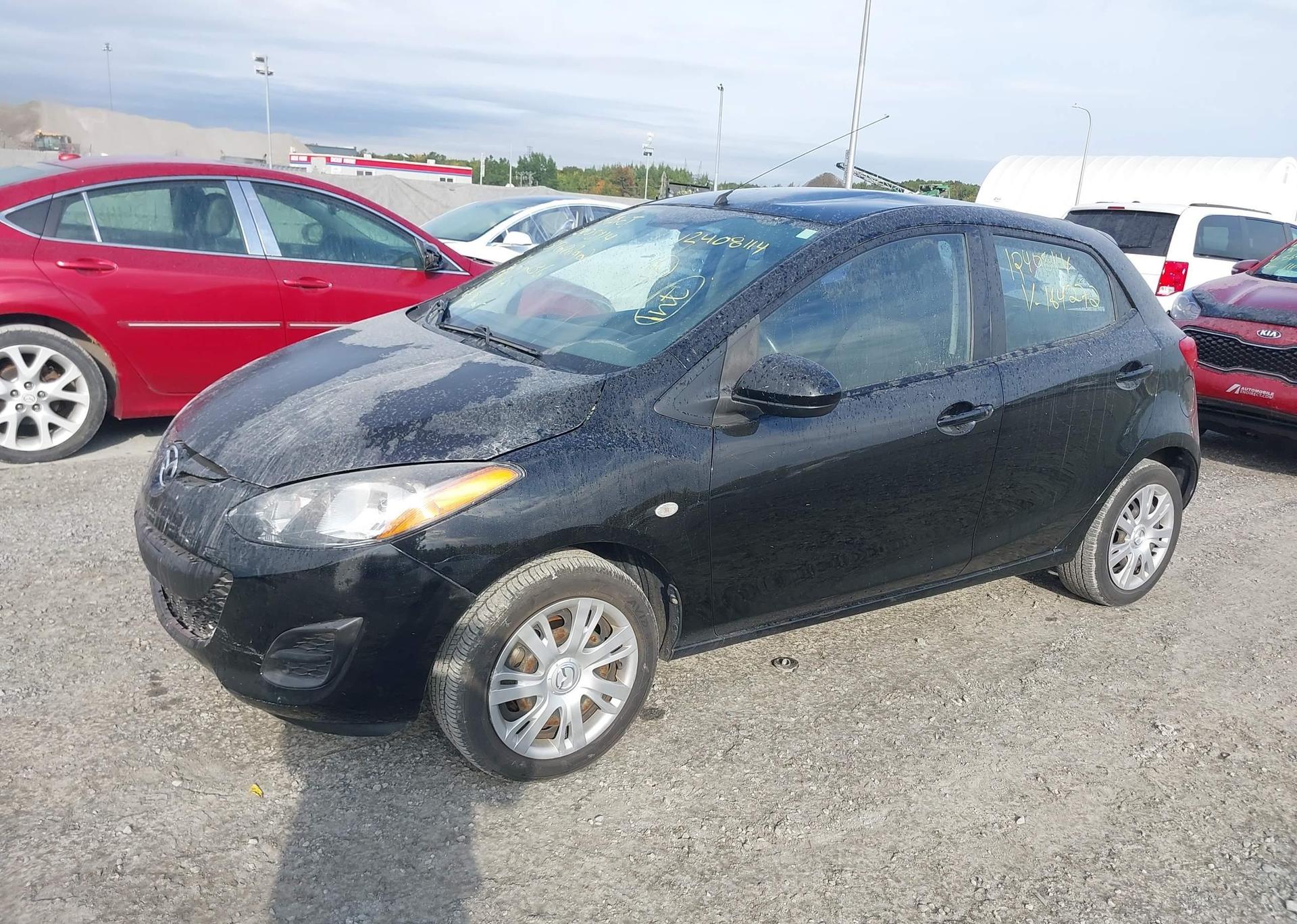 2013 MAZDA MAZDA2