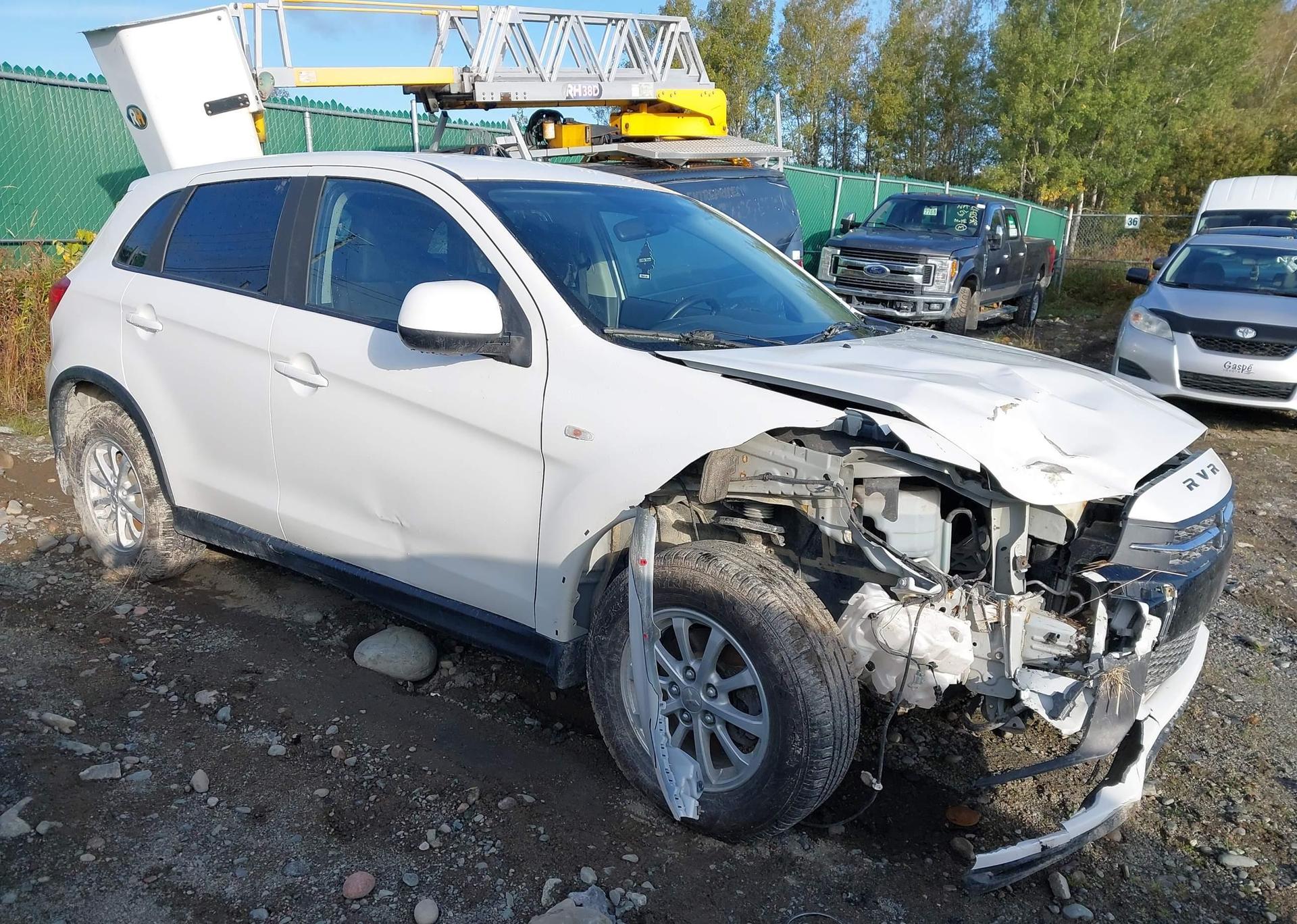 2018 MITSUBISHI RVR SE