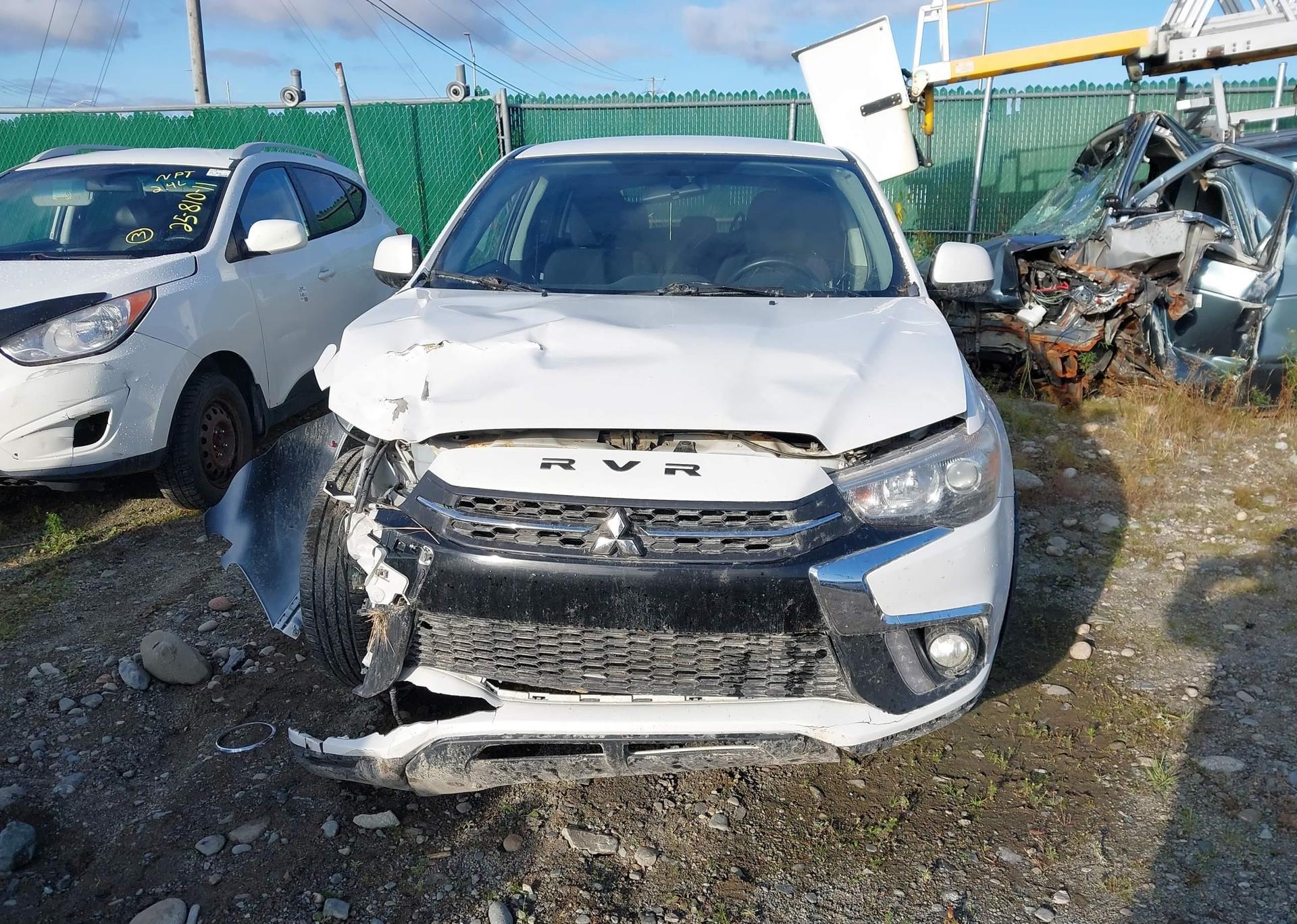 2018 MITSUBISHI RVR SE