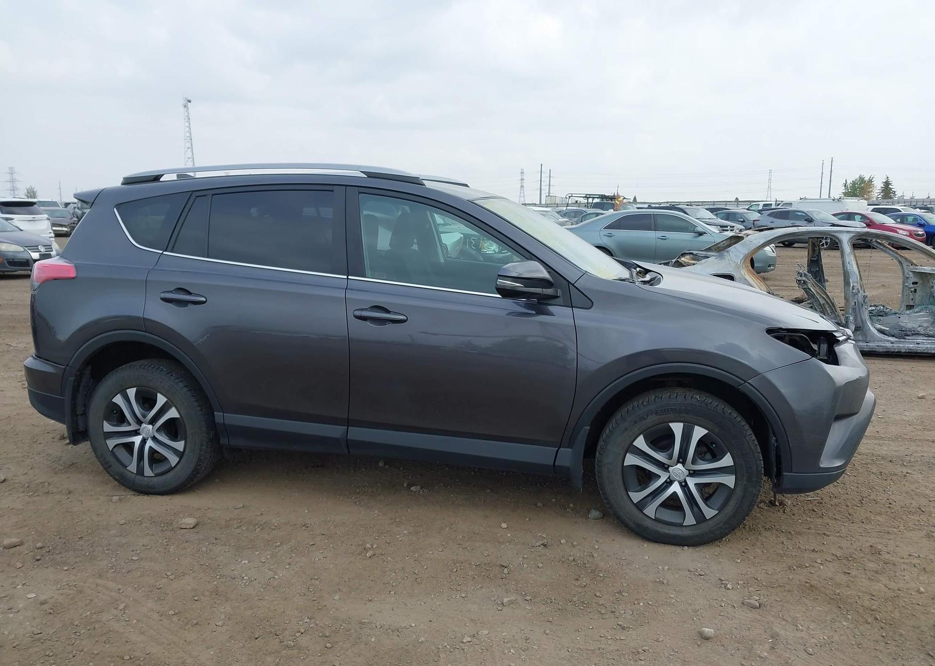 2017 TOYOTA RAV4 LE