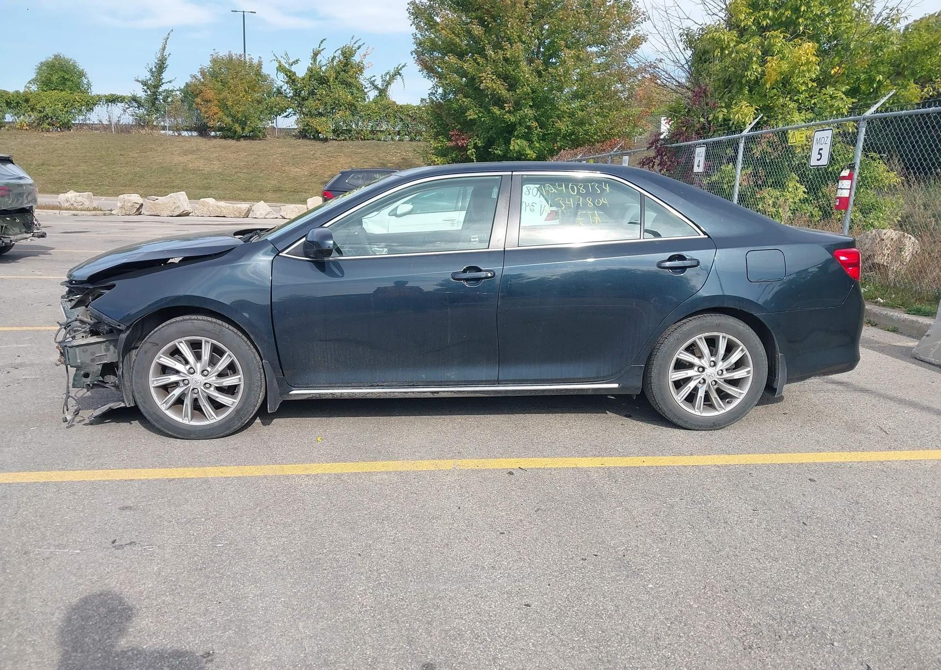 2014 TOYOTA CAMRY LE