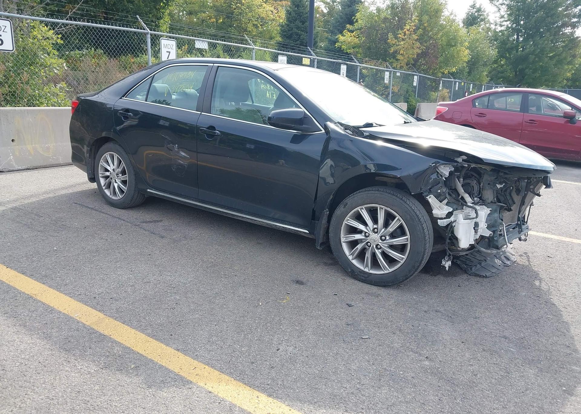 2014 TOYOTA CAMRY LE