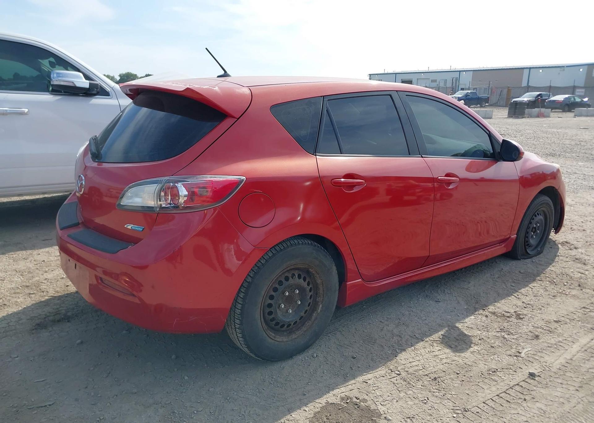 2013 MAZDA 3 I