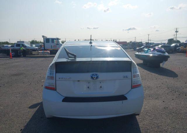 2011 TOYOTA PRIUS