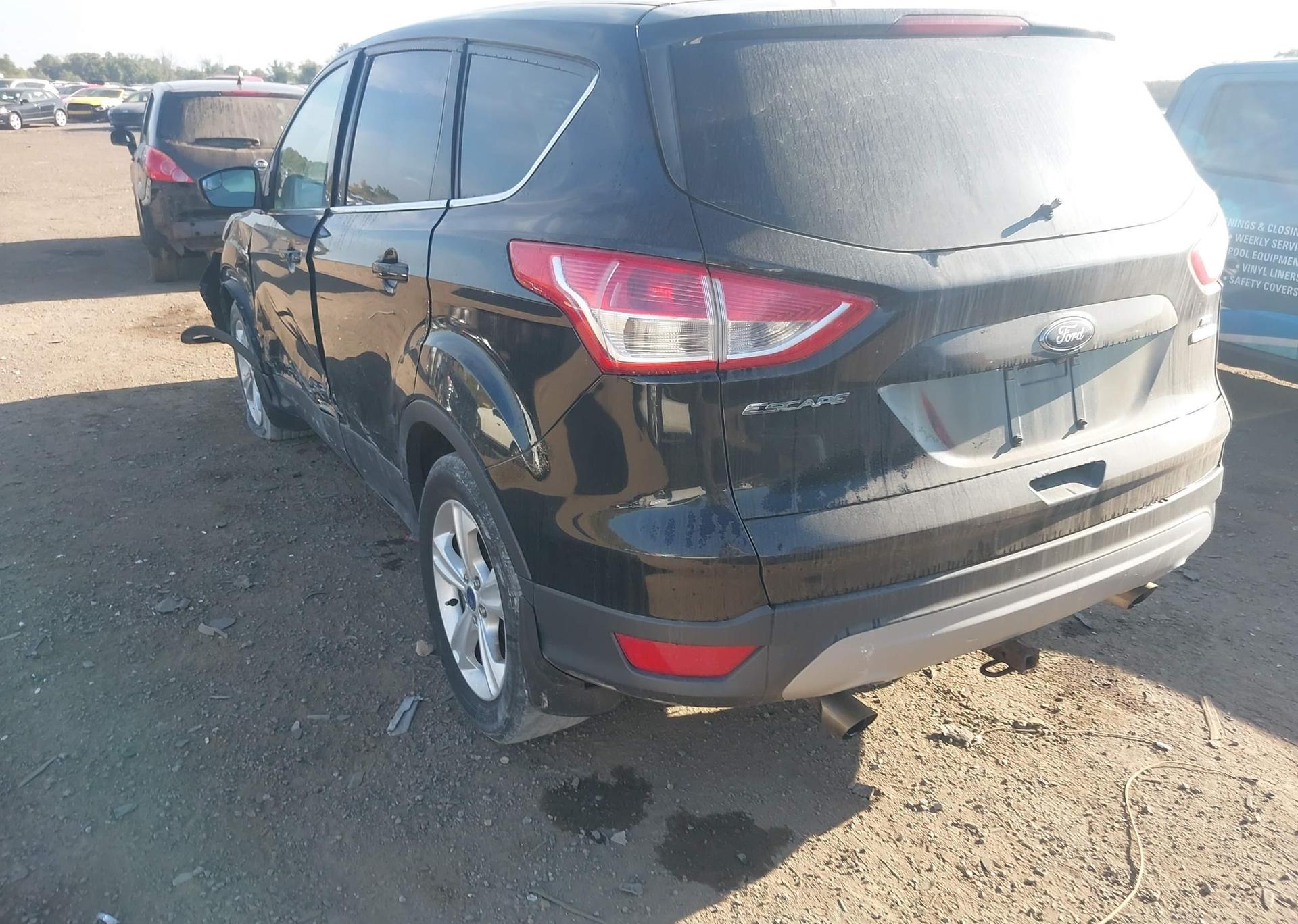 2016 FORD ESCAPE SE