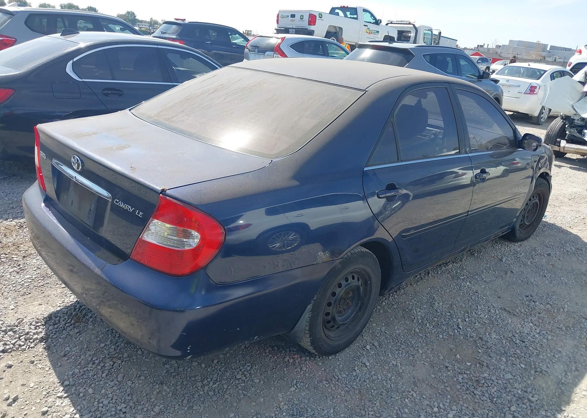 2003 TOYOTA CAMRY LE