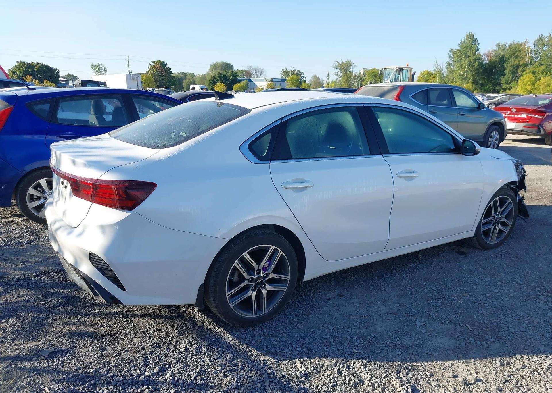 2023 KIA FORTE EX