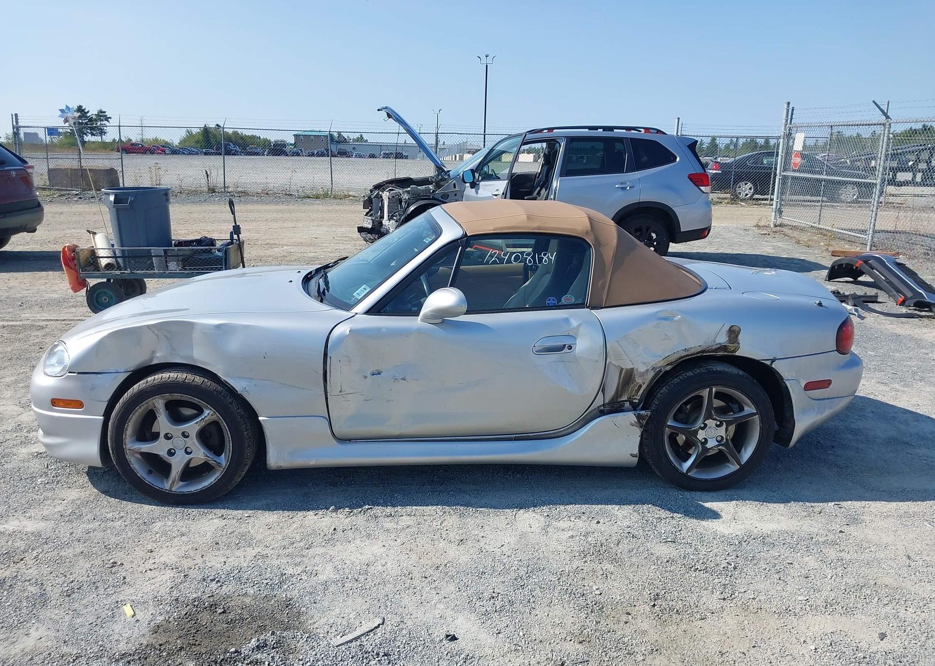 2001 MAZDA MX-5 MIATA 1.8
