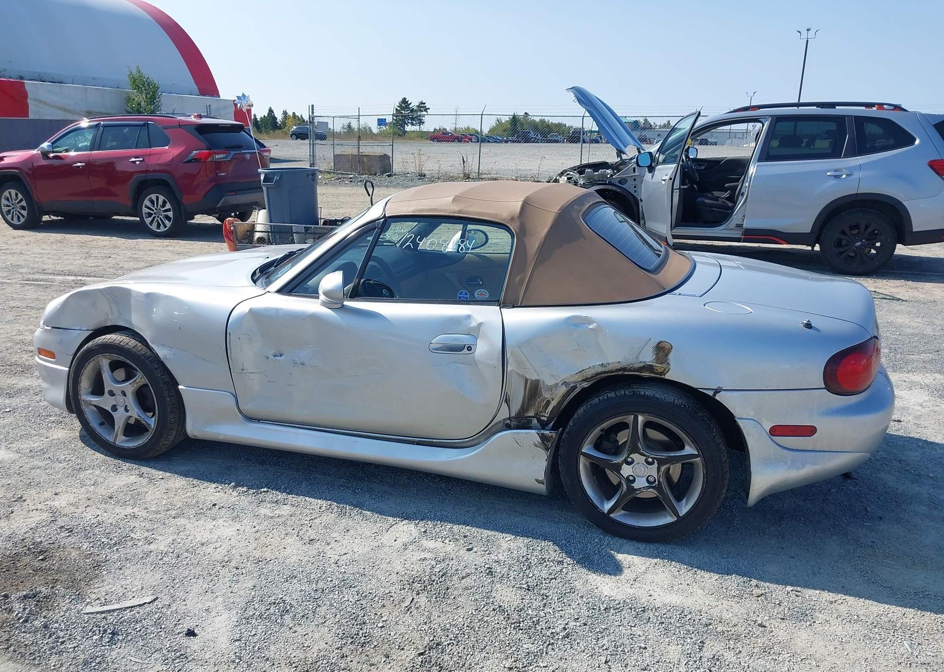 2001 MAZDA MX-5 MIATA 1.8