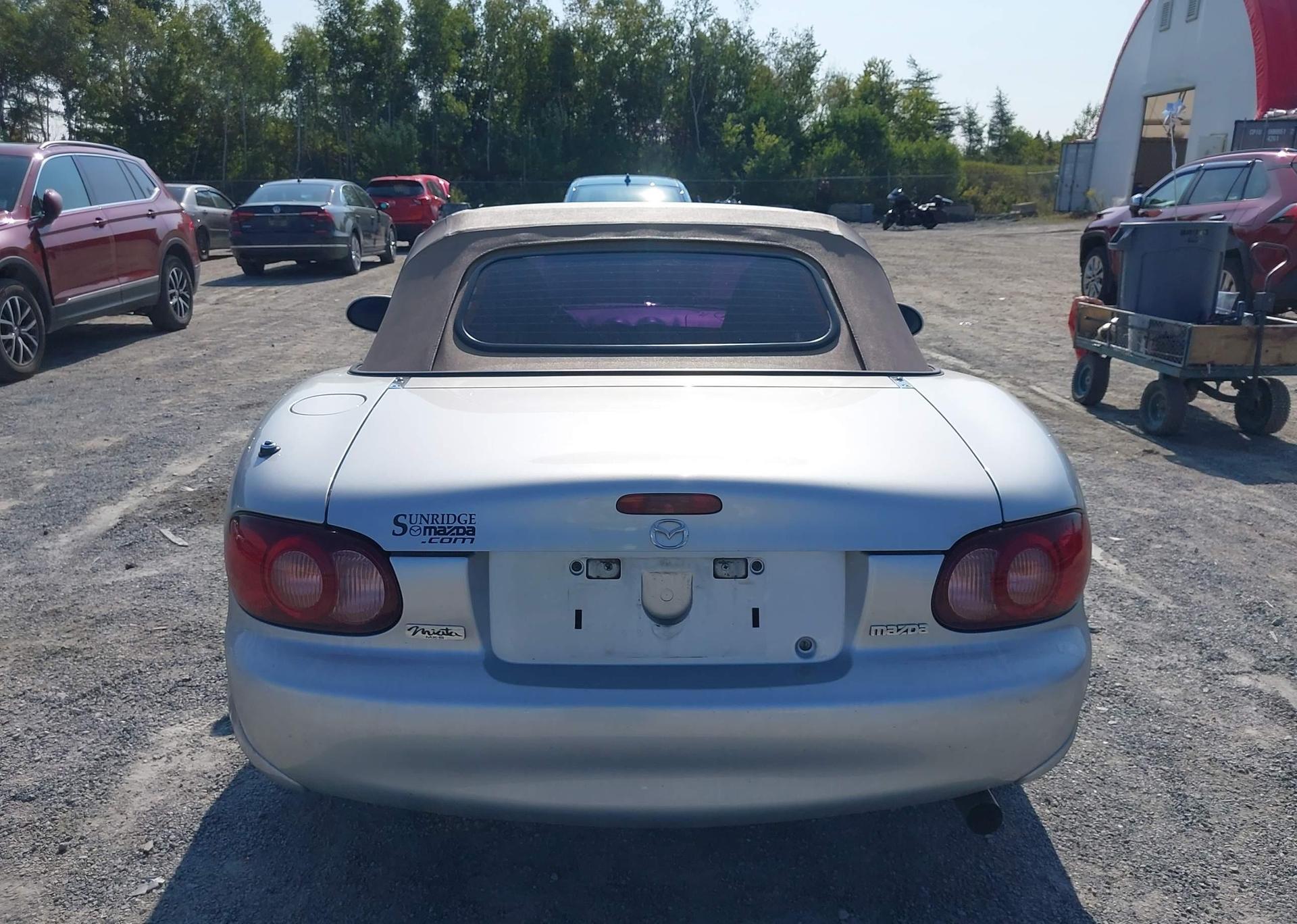 2001 MAZDA MX-5 MIATA 1.8