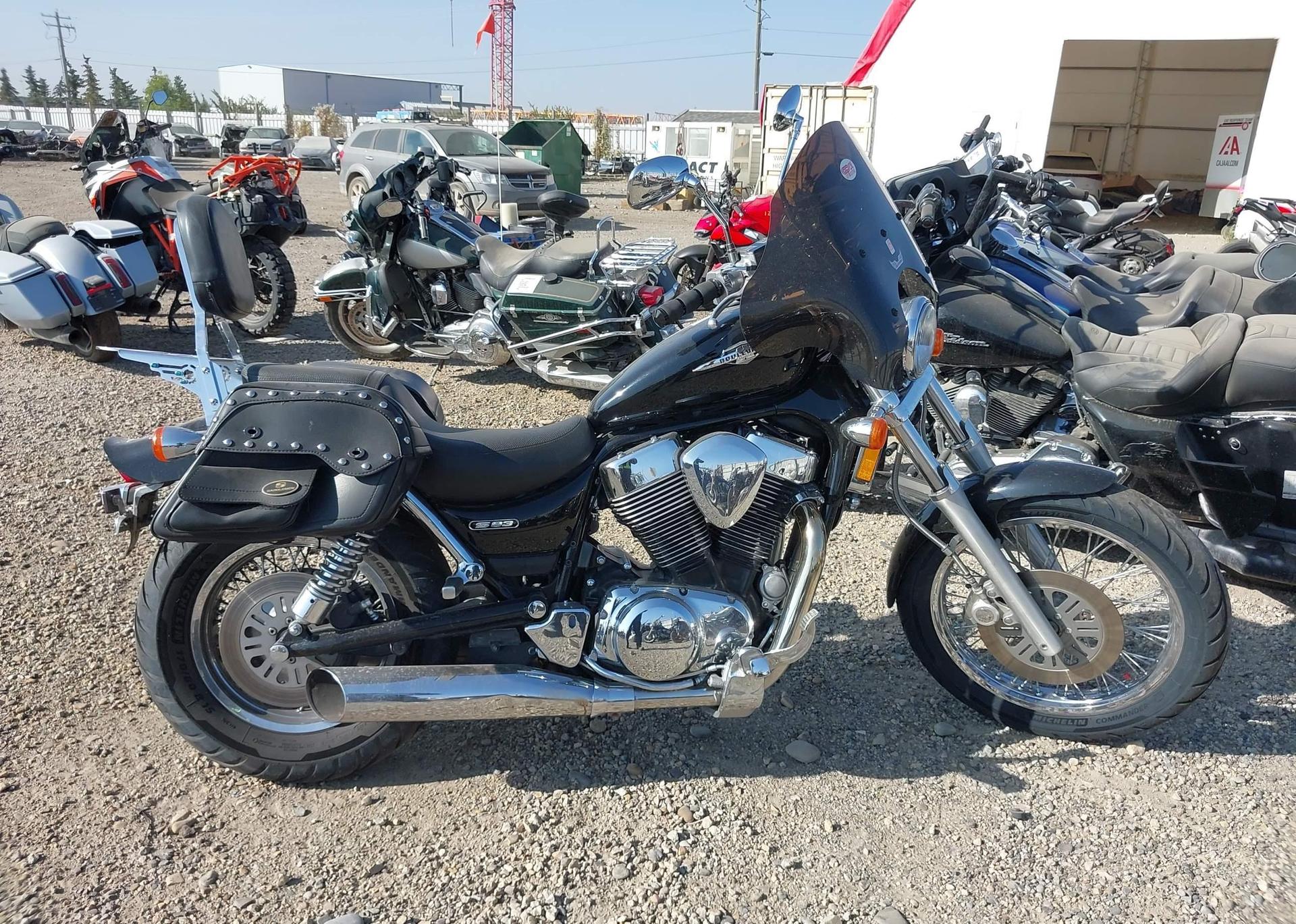 2009 SUZUKI VS1400