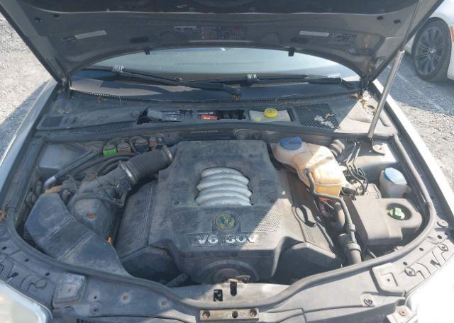 2004 VOLKSWAGEN PASSAT GLX