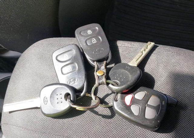 2013 HYUNDAI ACCENT GL