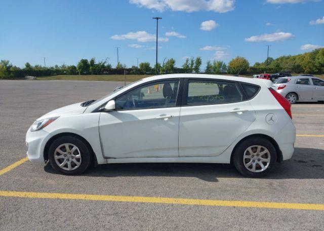 2013 HYUNDAI ACCENT GL