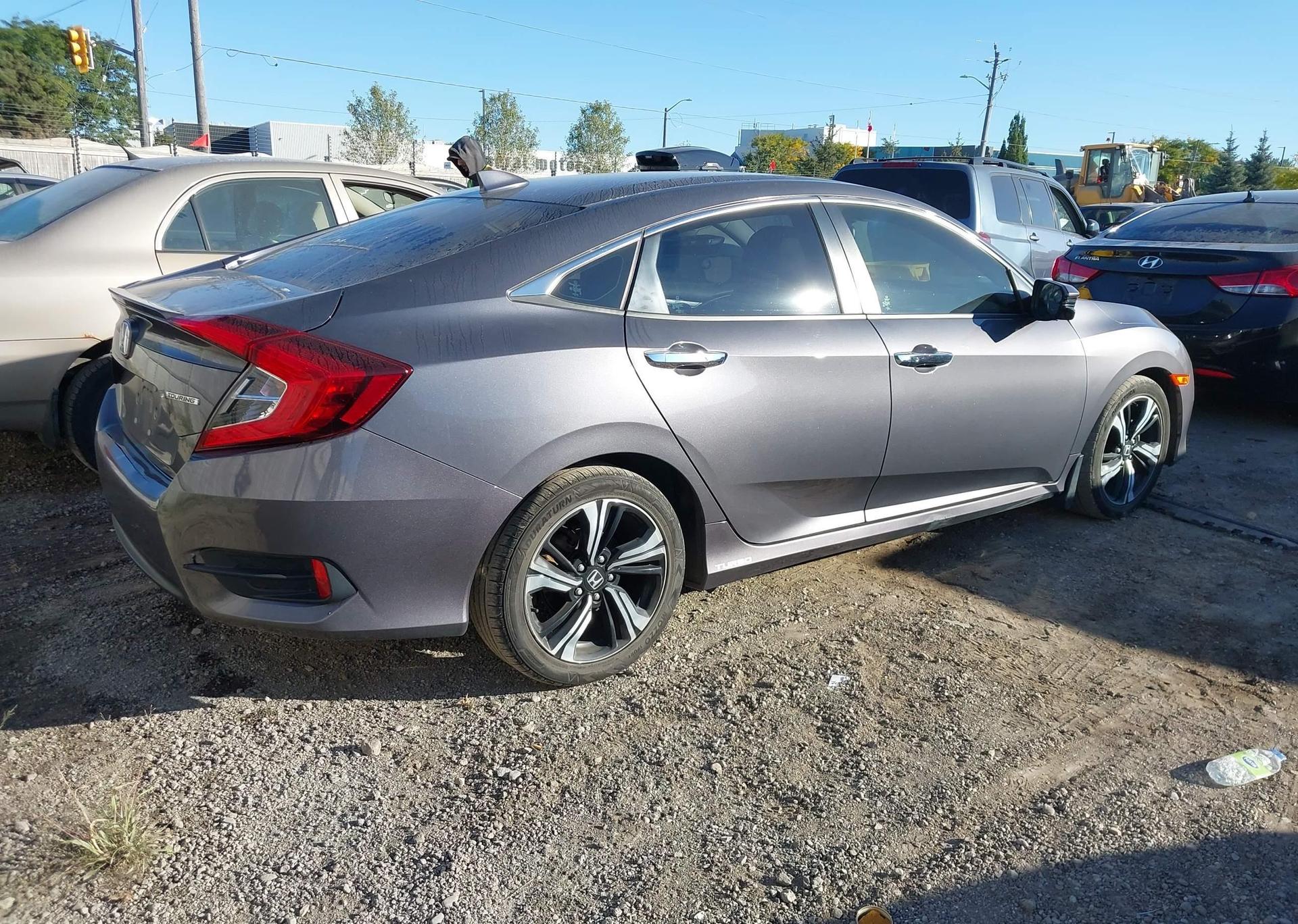 2018 HONDA Civic touring