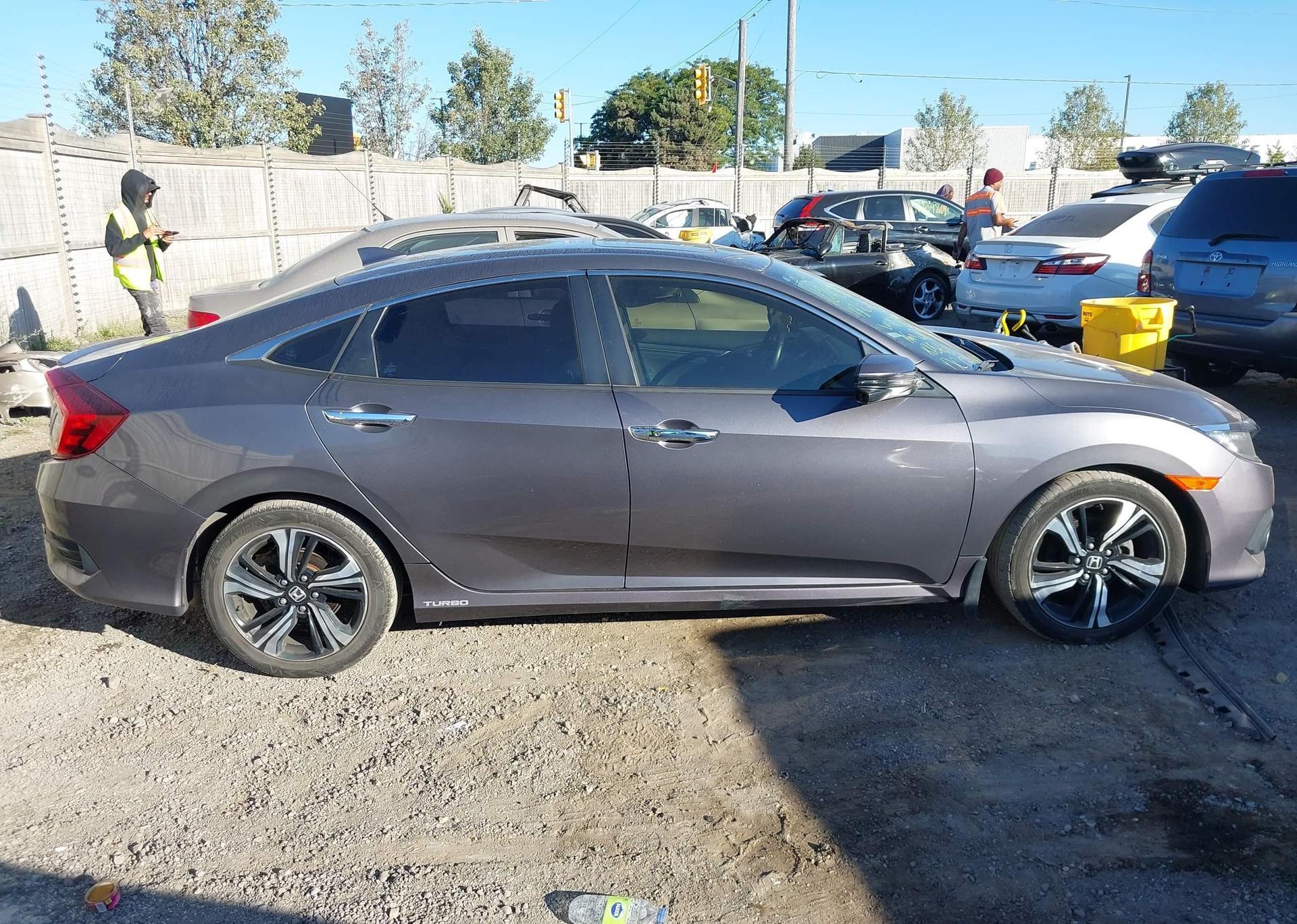 2018 HONDA Civic touring