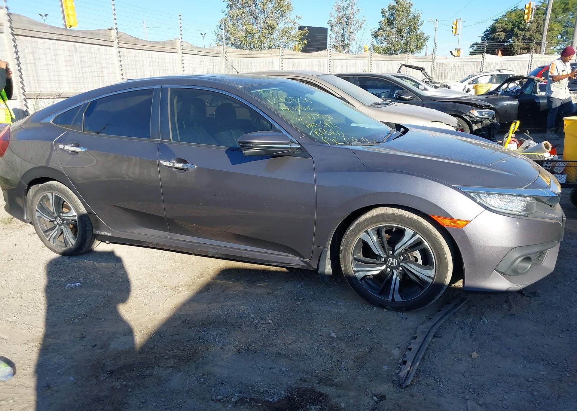 2018 HONDA Civic touring