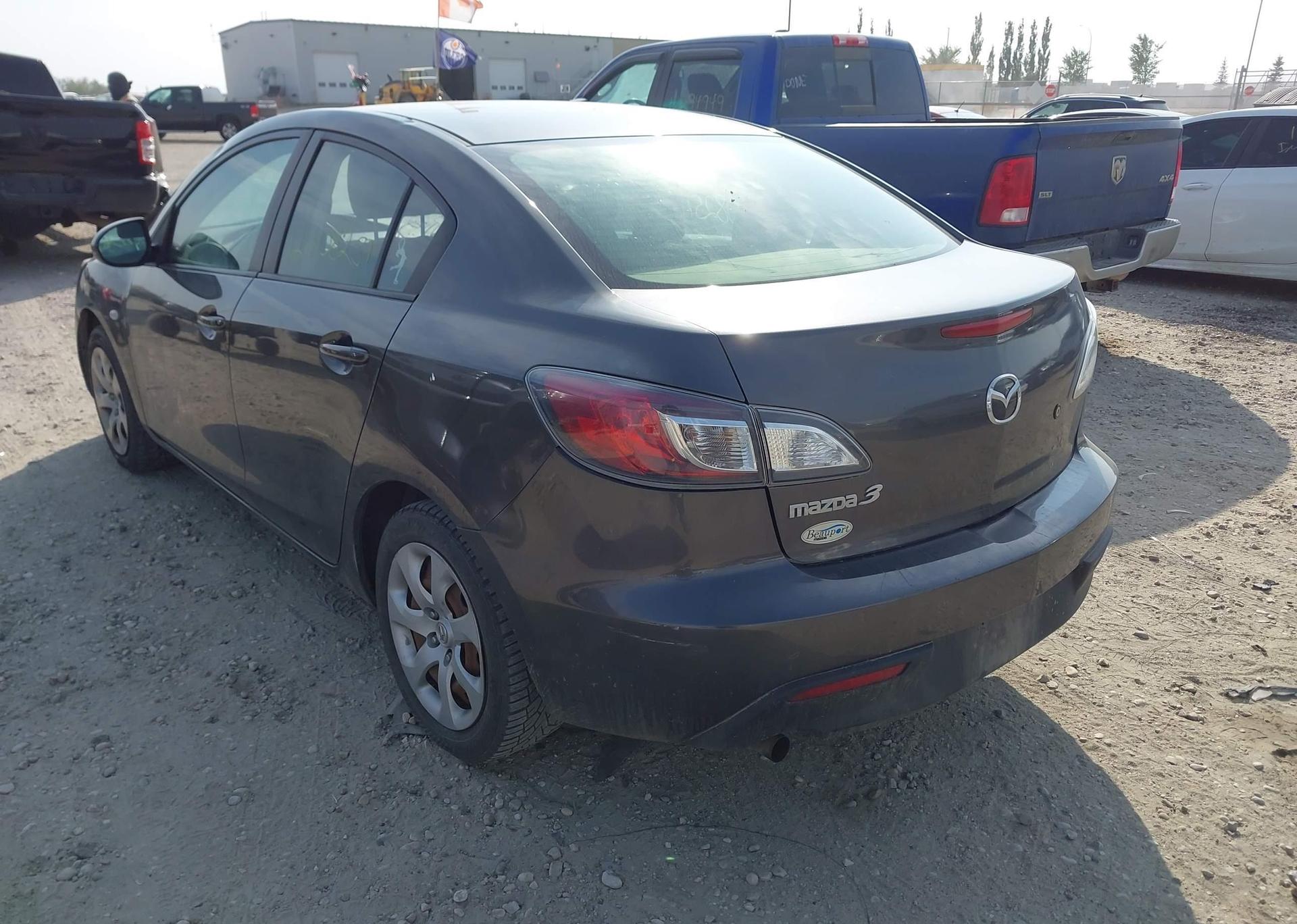 2010 MAZDA MAZDA3 GS