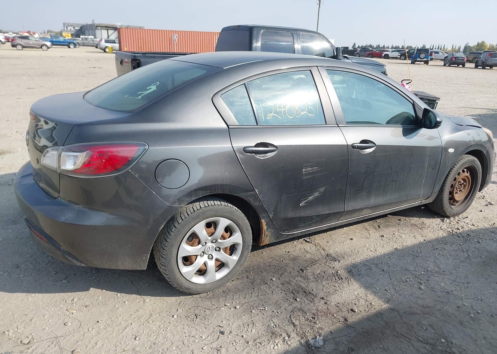 2010 MAZDA MAZDA3 GS