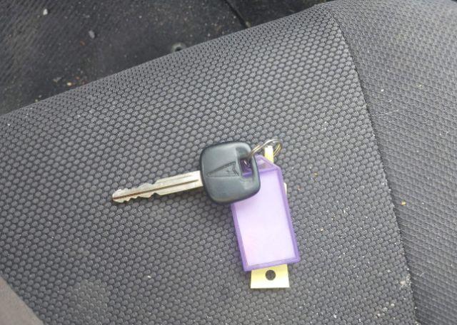 2003 PONTIAC VIBE