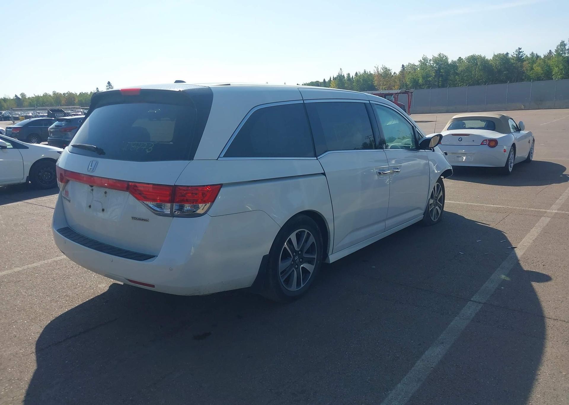 2016 HONDA ODYSSEY TOURING