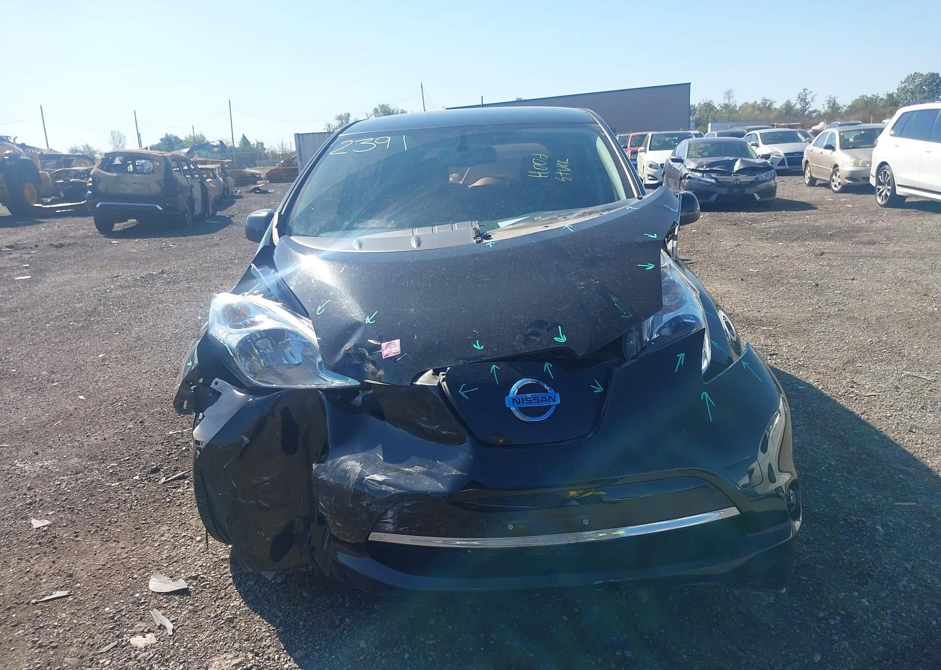 2016 NISSAN LEAF
