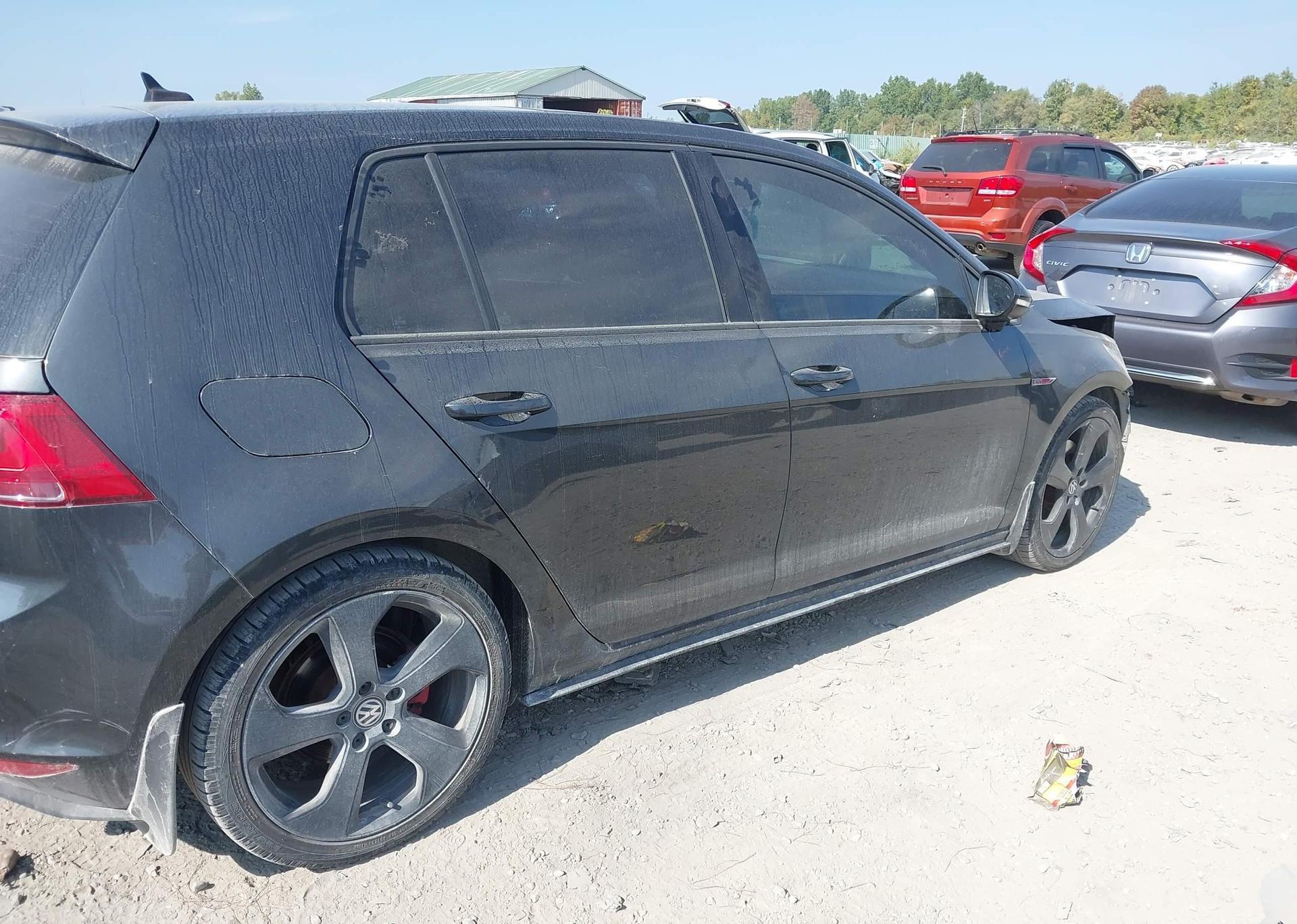 2016 VOLKSWAGEN GOLF GTI