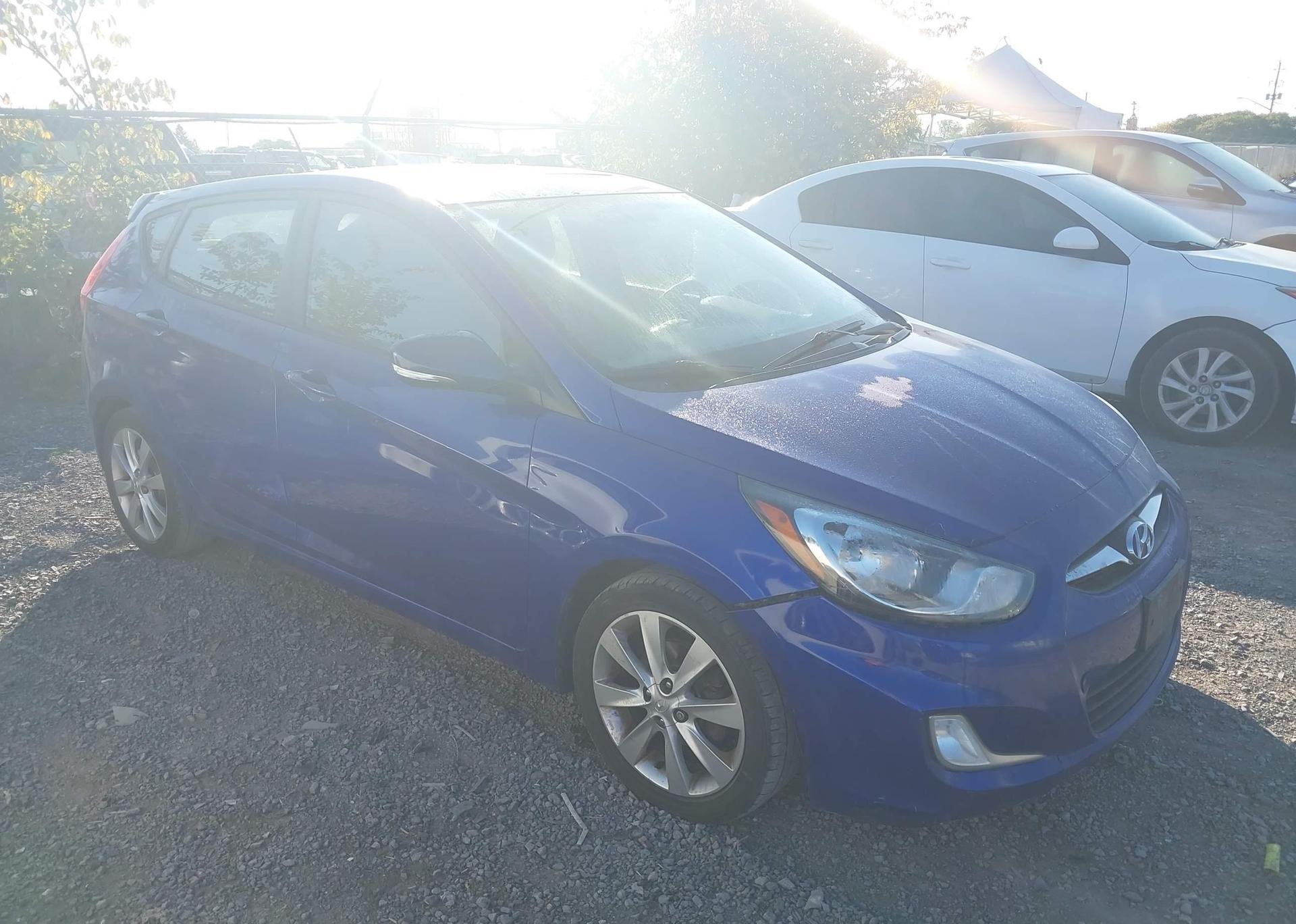 2012 HYUNDAI ACCENT GLS