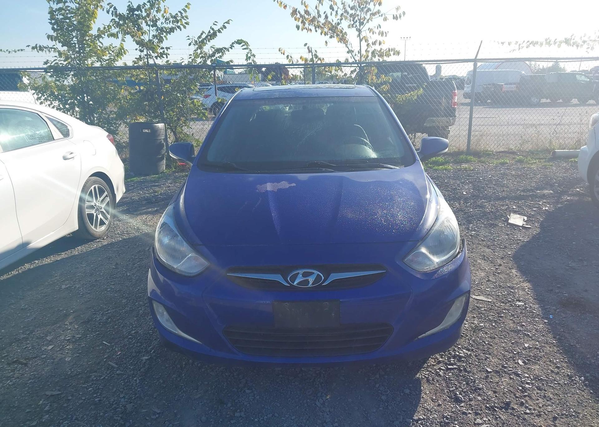 2012 HYUNDAI ACCENT GLS