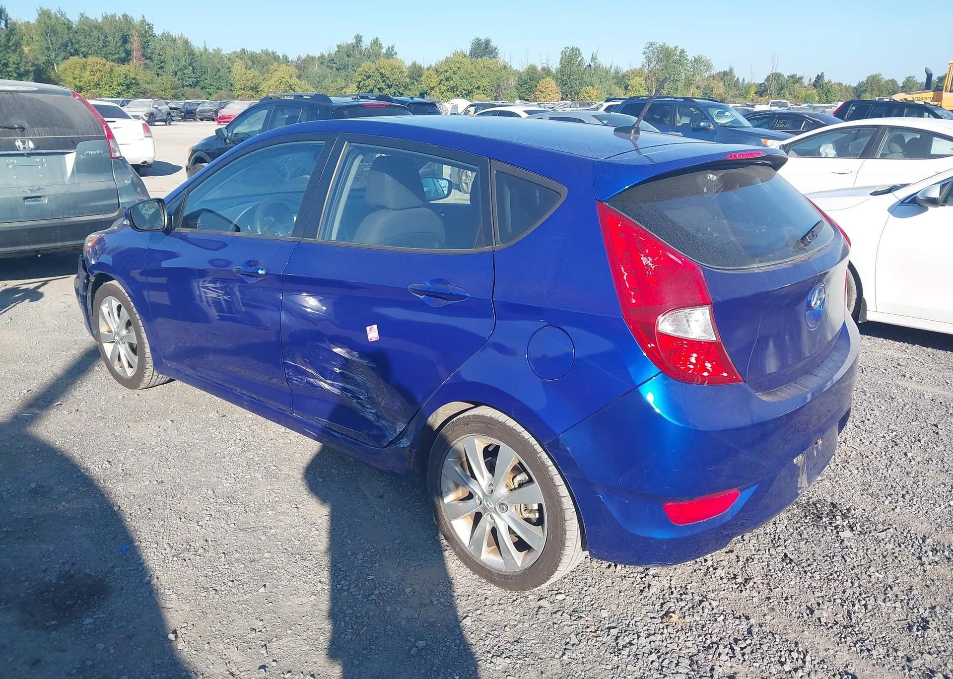 2012 HYUNDAI ACCENT GLS