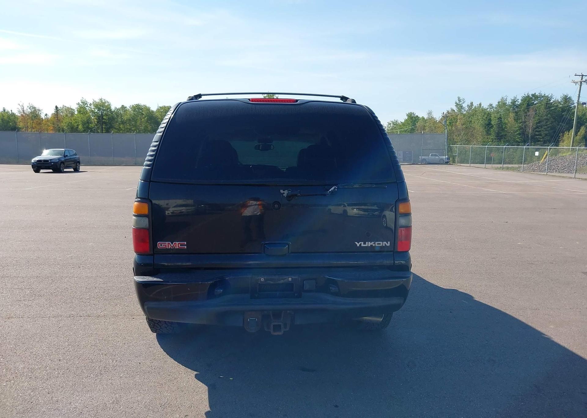 2004 GMC YUKON DENALI