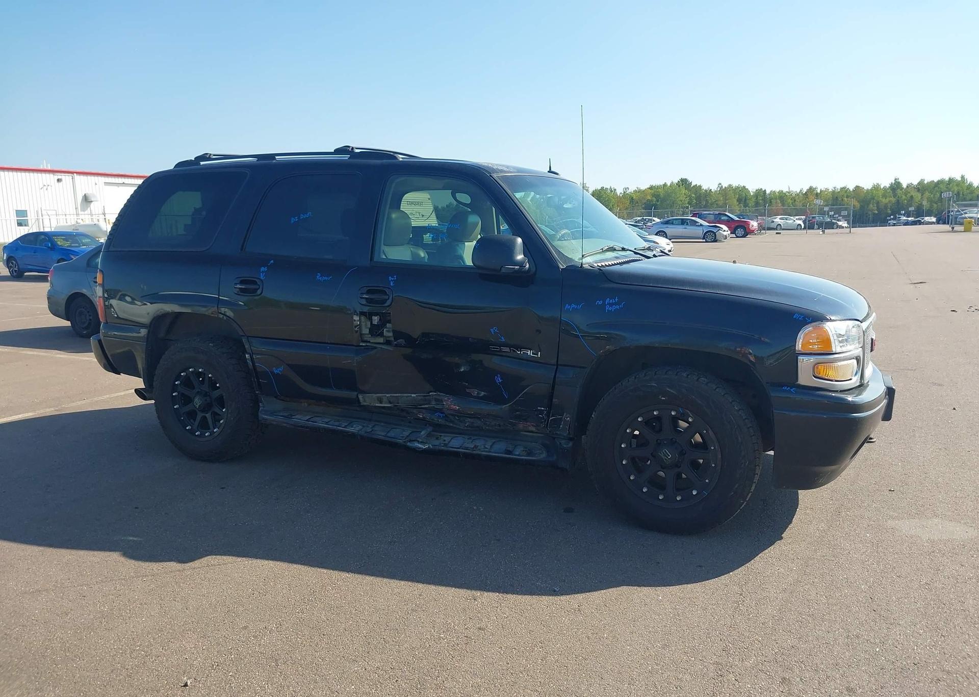 2004 GMC YUKON DENALI