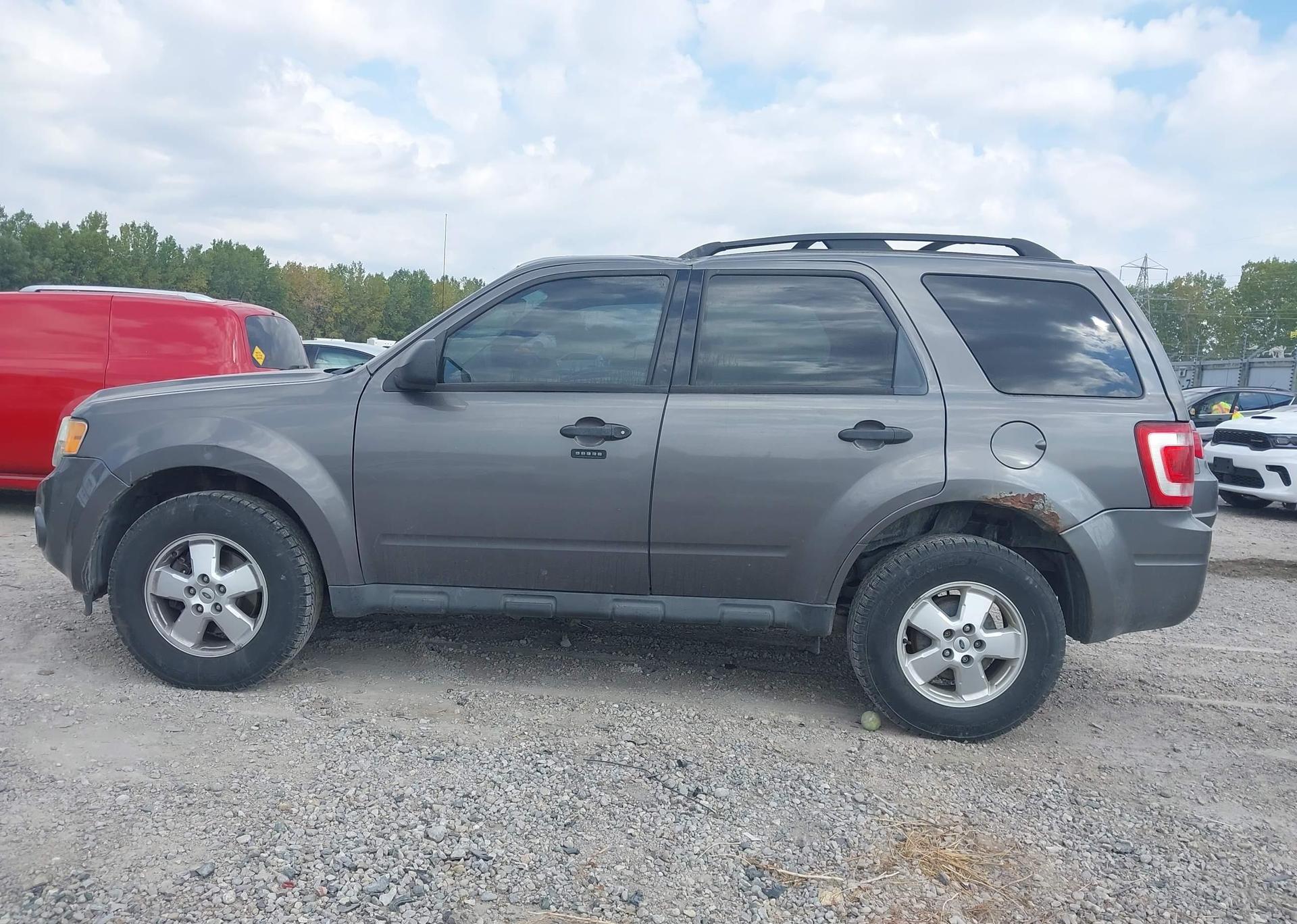2012 FORD ESCAPE XLT