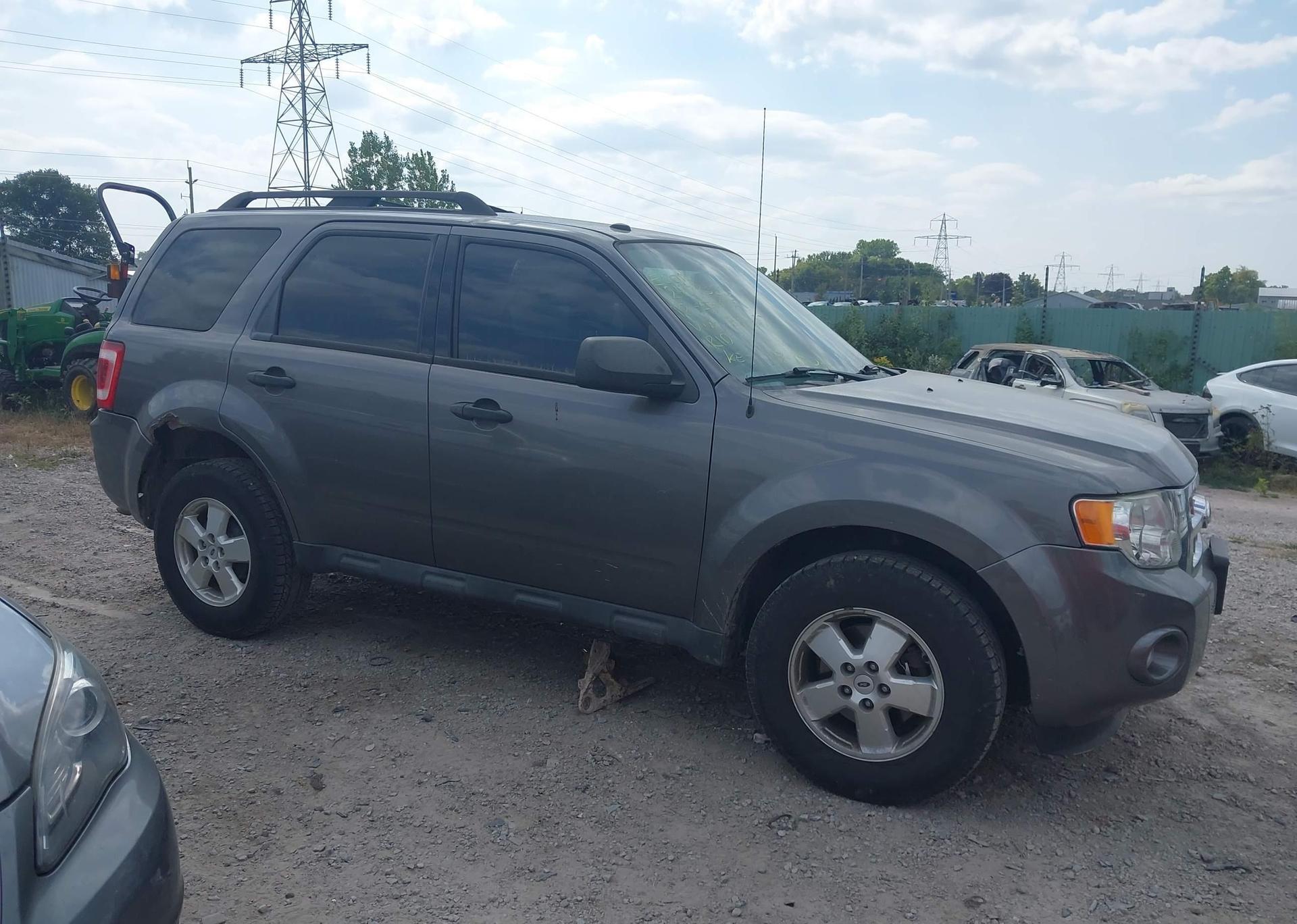 2012 FORD ESCAPE XLT