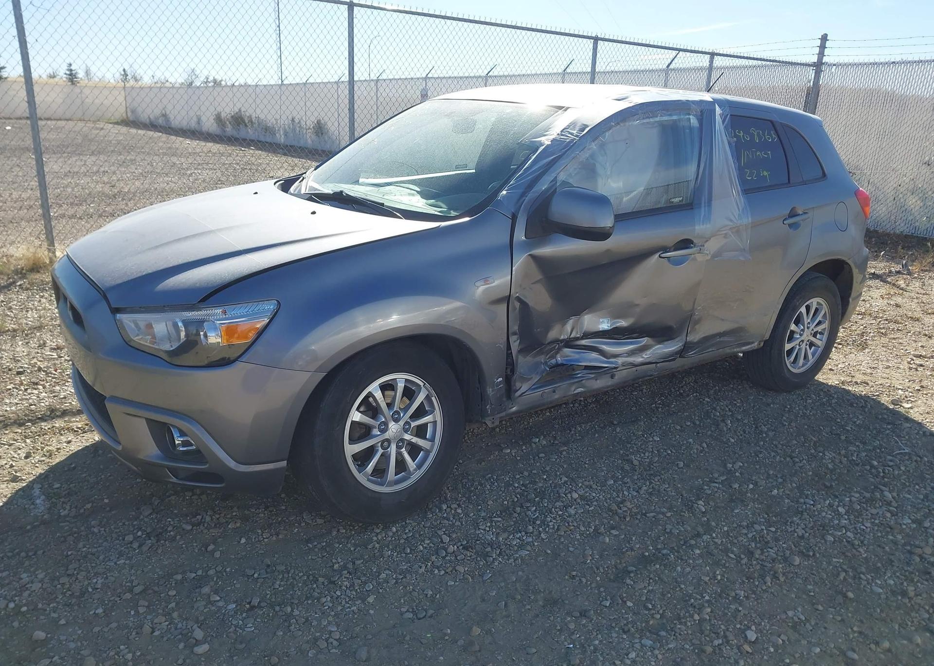 2011 MITSUBISHI RVR SE