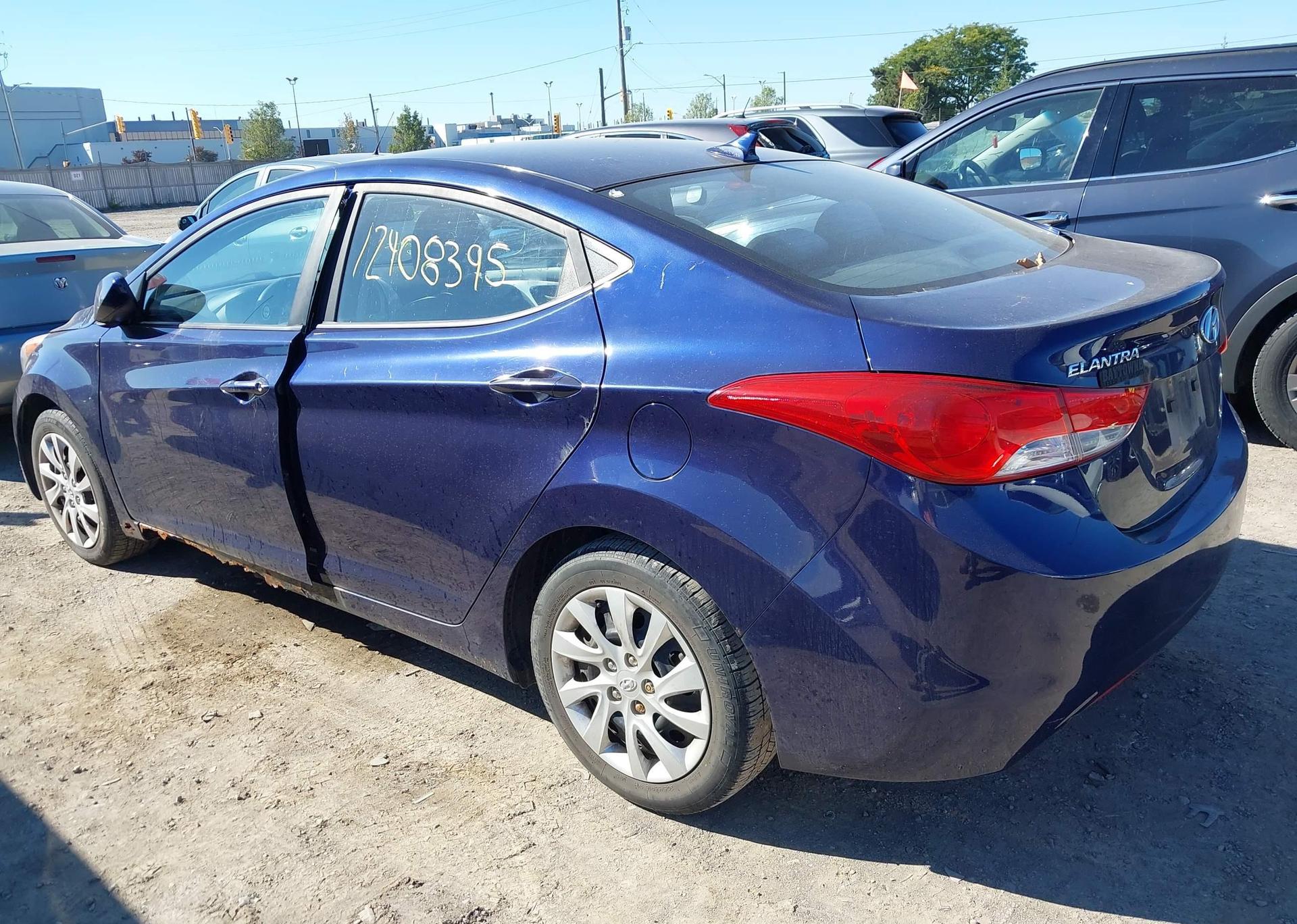 2013 HYUNDAI ELANTRA GLS