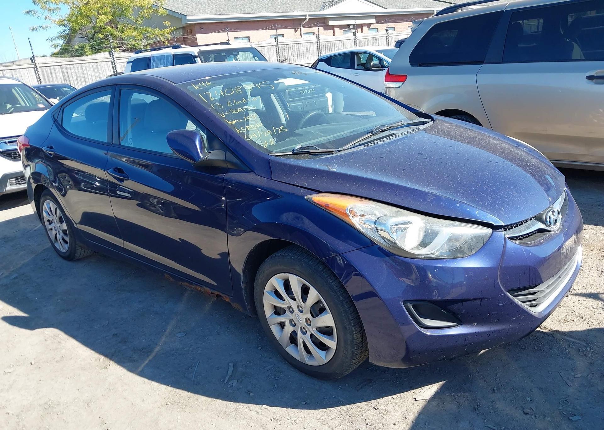 2013 HYUNDAI ELANTRA GLS