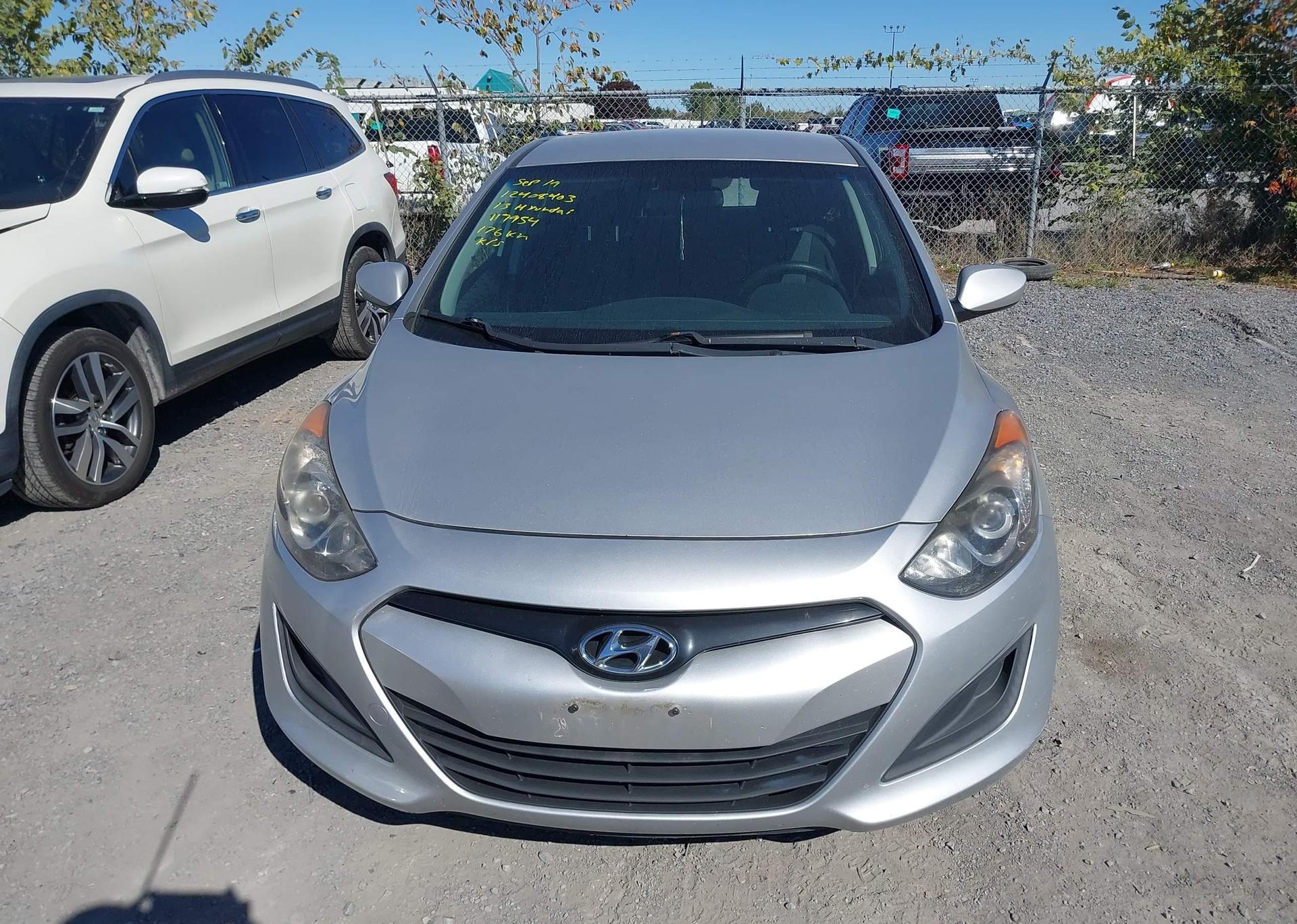 2013 HYUNDAI ELANTRA GT GL