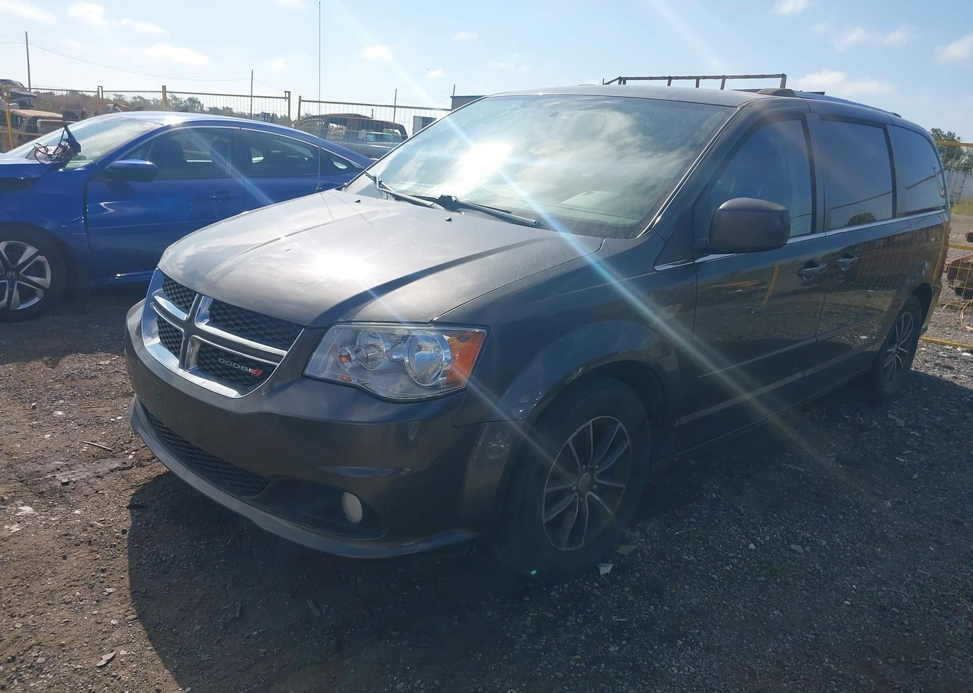 2016 DODGE GRAND CARAVAN SE